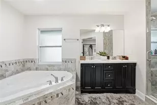 15040 Lake Magdalene Blvd, Tampa, FL 33618 - Photo 37