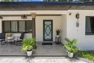 15040 Lake Magdalene Blvd, Tampa, FL 33618 - Photo 1