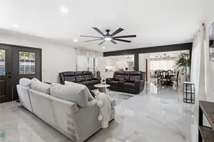 15040 Lake Magdalene Blvd, Tampa, FL 33618 - Photo 27