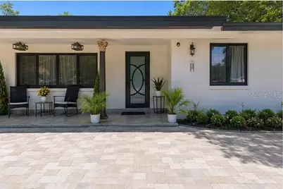 15040 Lake Magdalene Boulevard, Tampa, FL 33618 - Photo 3