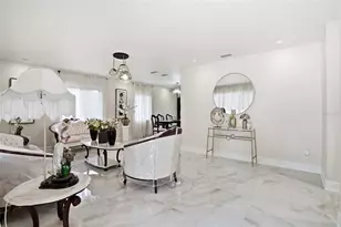 15040 Lake Magdalene Blvd, Tampa, FL 33618 - Photo 17