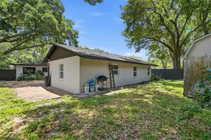 15040 Lake Magdalene Blvd, Tampa, FL 33618 - Photo 61