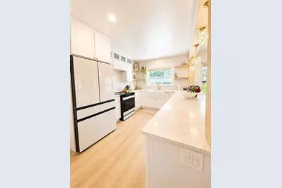 1818 Meadow Lane, Clearwater, FL 33764 - Photo 9