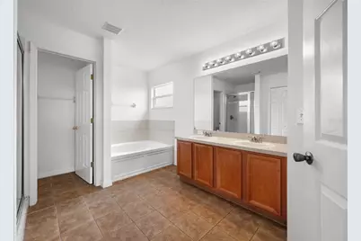 2227 Roanoke Springs Drive, Ruskin, FL 33570 - Photo 37