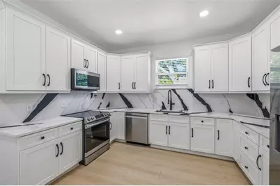 3750 Abington Avenue S, Saint Petersburg, FL 33711 - Photo 7