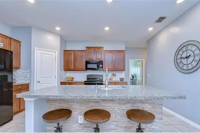 6820 Hazelnut Spice Drive, Sun City Center, FL 33573 - Photo 11