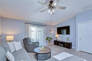 6820 Hazelnut Spice Dr, Sun City Center, FL 33573 - Photo 15