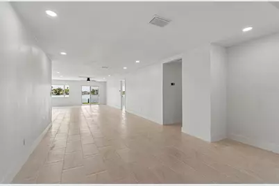 10238 Tarpon Drive, Treasure Island, FL 33706 - Photo 5