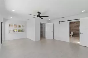 10238 Tarpon Dr, Treasure Island, FL 33706 - Photo 23