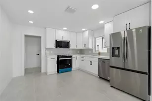 10238 Tarpon Dr, Treasure Island, FL 33706 - Photo 11