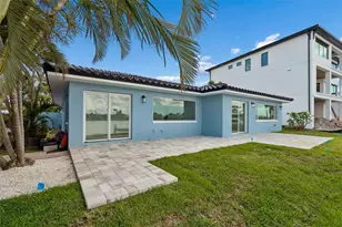 10238 Tarpon Dr, Treasure Island, FL 33706 - Photo 43