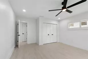 10238 Tarpon Dr, Treasure Island, FL 33706 - Photo 33