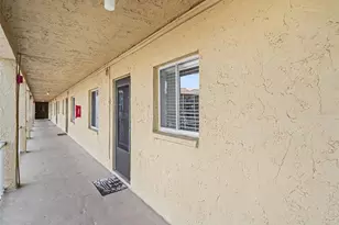 3801 Lake Bayshore Dr, Bradenton, FL 34205 - Photo 5