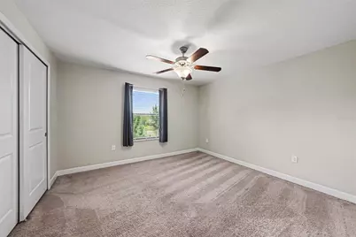 28504 Tranquil Lake Circle, Wesley Chapel, FL 33543 - Photo 17