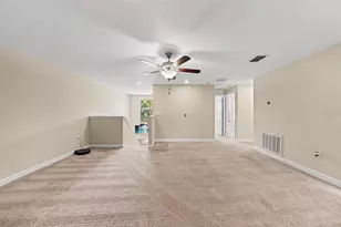 28504 Tranquil Lake Cir, Wesley Chapel, FL 33543 - Photo 13