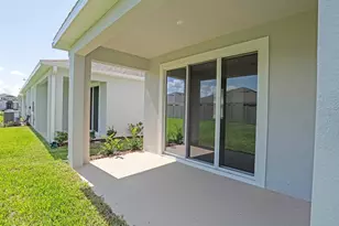 4010 Westwood Fields Loop, Plant City, FL 33565 - Photo 3
