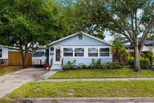 466 36th Ave N, Saint Petersburg, FL 33704 - Photo 1