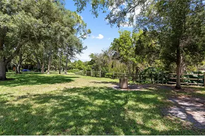 466 36th Avenue N, Saint Petersburg, FL 33704 - Photo 51