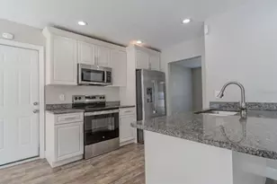 8018 W Pocahontas Ave, Tampa, FL 33615 - Photo 19