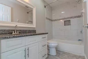 8018 W Pocahontas Ave, Tampa, FL 33615 - Photo 23