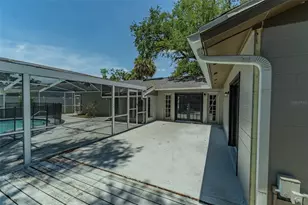 8018 W Pocahontas Ave, Tampa, FL 33615 - Photo 29