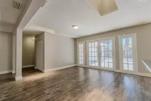 8018 W Pocahontas Ave, Tampa, FL 33615 - Photo 9