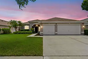 10507 Weybridge Dr, Tampa, FL 33626 - Photo 3