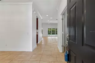 10507 Weybridge Dr, Tampa, FL 33626 - Photo 5