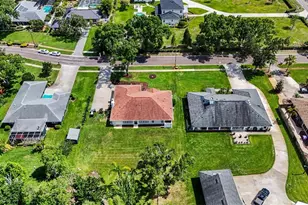 1015 Hastings Ct, Lutz, FL 33548 - Photo 29