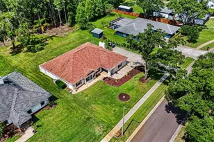 1015 Hastings Ct, Lutz, FL 33548 - Photo 35