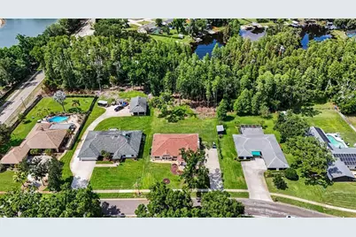 1015 Hastings Court, Lutz, FL 33548 - Photo 31