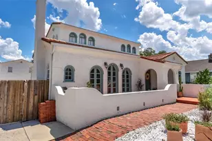 743 E Edgewood Dr, Lakeland, FL 33803 - Photo 3