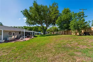 8425 St Giles Ct, Zephyrhills, FL 33541 - Photo 59