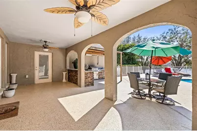 7425 Terrace River Drive, Tampa, FL 33637 - Photo 5