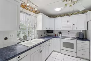 10600 Salamanca Dr, Port Richey, FL 34668 - Photo 9