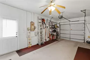 10600 Salamanca Dr, Port Richey, FL 34668 - Photo 21