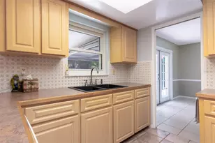 6743 16th Ave N, Saint Petersburg, FL 33710 - Photo 9