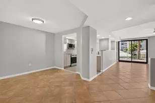 670 Island Way, Clearwater Beach, FL 33767 - Photo 21