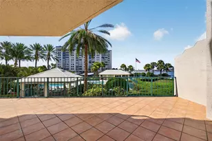 670 Island Way, Clearwater Beach, FL 33767 - Photo 47