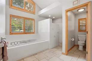 3493 Shoreline Cir, Palm Harbor, FL 34684 - Photo 15