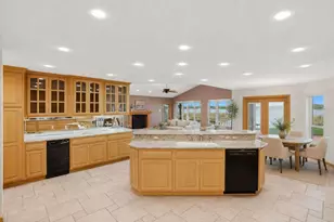 3493 Shoreline Cir, Palm Harbor, FL 34684 - Photo 29