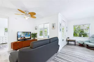 3025 56th St S, Gulfport, FL 33707 - Photo 7
