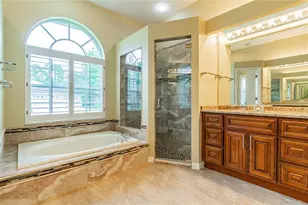 10559 Greencrest Dr, Tampa, FL 33626 - Photo 27