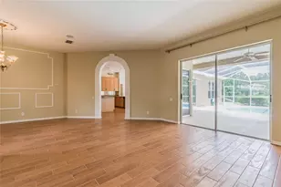 10559 Greencrest Dr, Tampa, FL 33626 - Photo 13