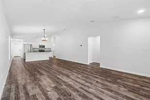 12621 Hammock Park Dr, Riverview, FL 33579 - Photo 5