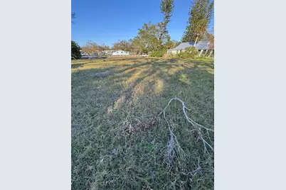 26th Avenue S, Saint Petersburg, FL 33711 - Photo 3