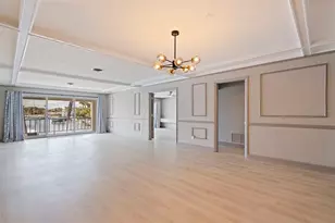 3717 46th Ave S, Saint Petersburg, FL 33711 - Photo 9