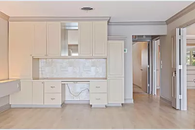 3717 46th Avenue S #11, Saint Petersburg, FL 33711 - Photo 23