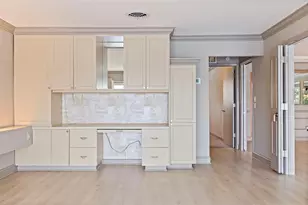 3717 46th Ave S, Saint Petersburg, FL 33711 - Photo 23