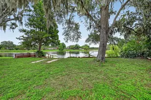 1509 W Country Club Dr, Tampa, FL 33612 - Photo 25